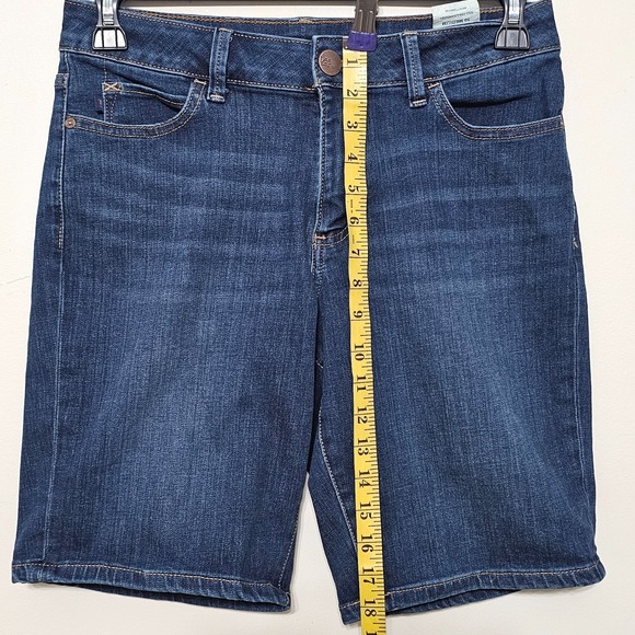 Lee Women's Jeans 10 Medium Blue Bermuda Curvy Fit Mordern Fit 0557 - Picture 3 of 13